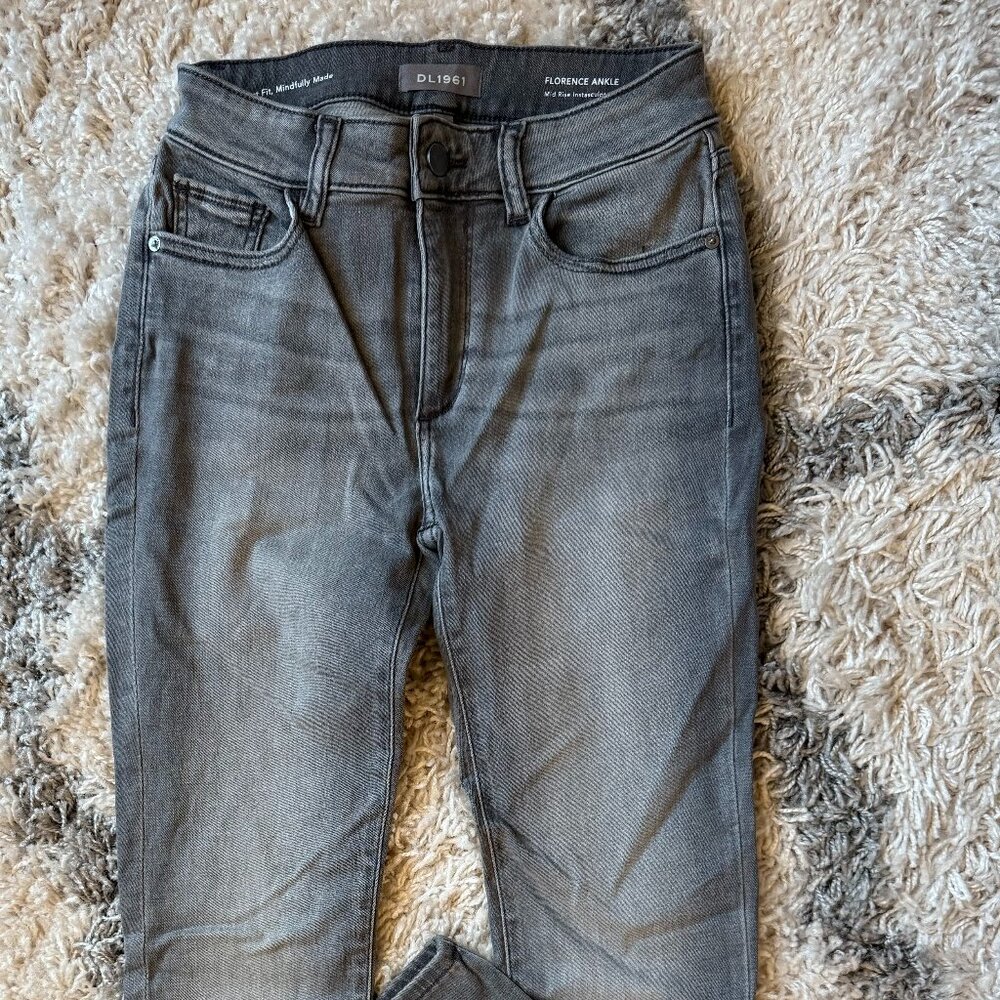 DL1961 Grey Black Faded Wash Jeans NWOT
